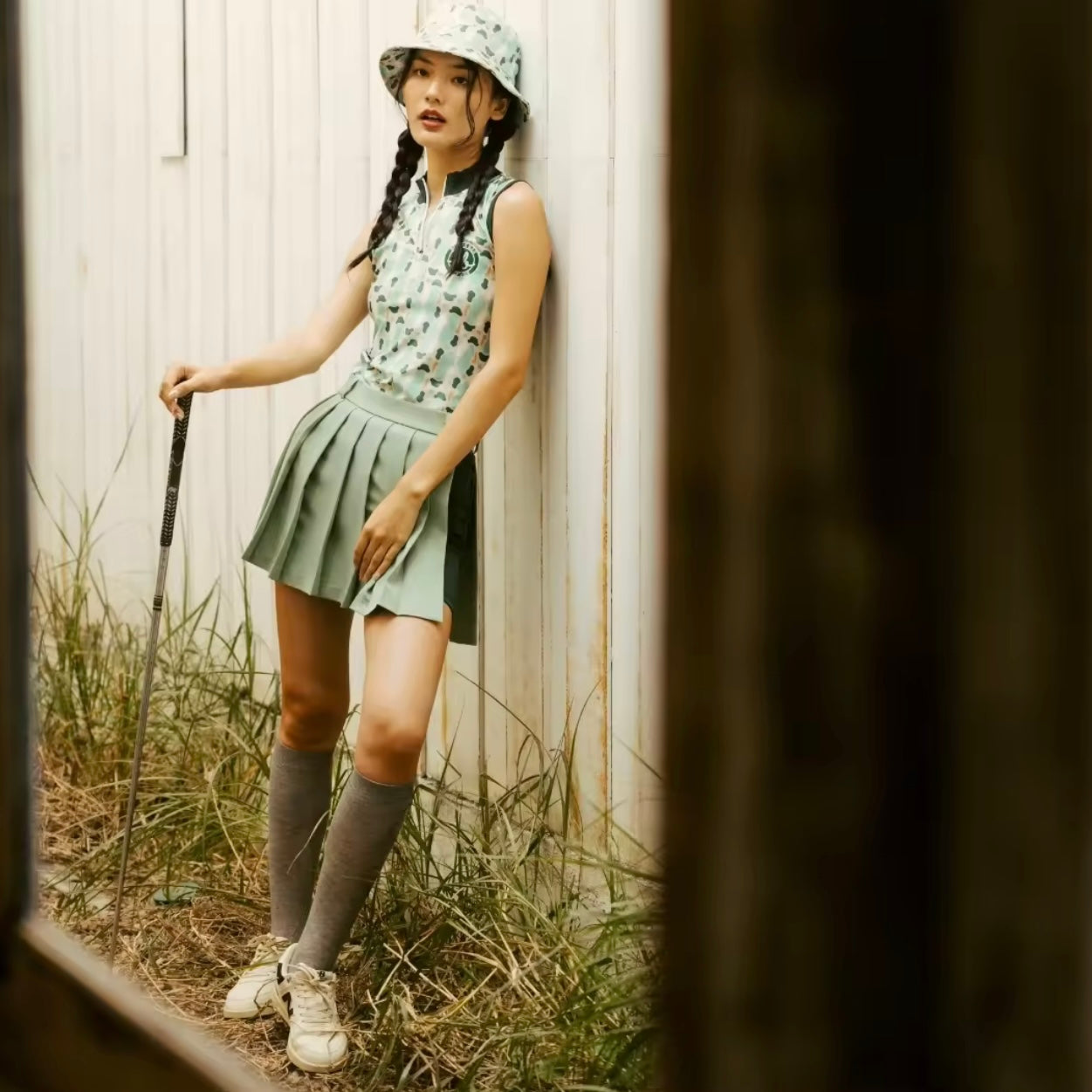 SLEEVELESS BUNKER ZIP TOP - GREEN