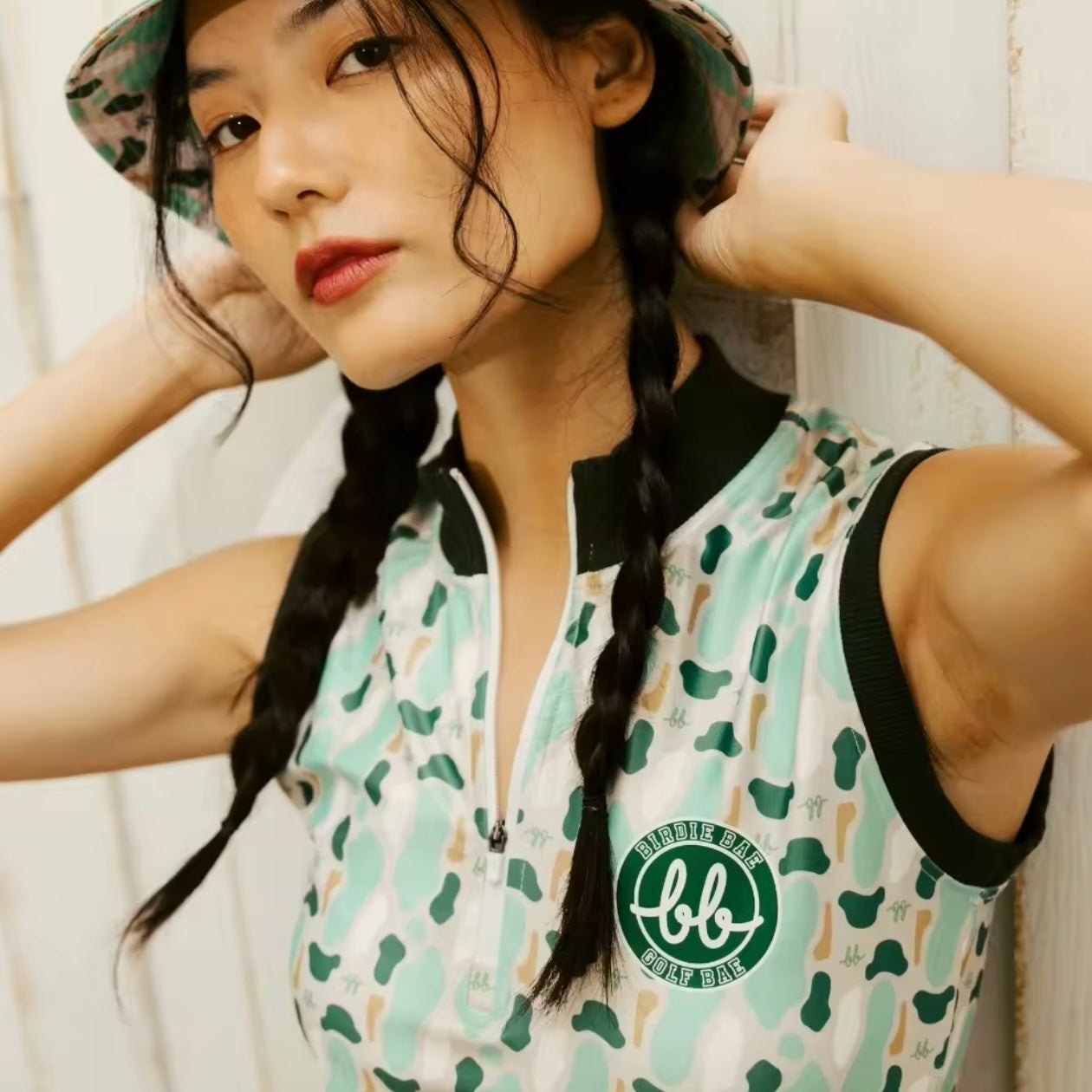 SLEEVELESS BUNKER ZIP TOP - GREEN